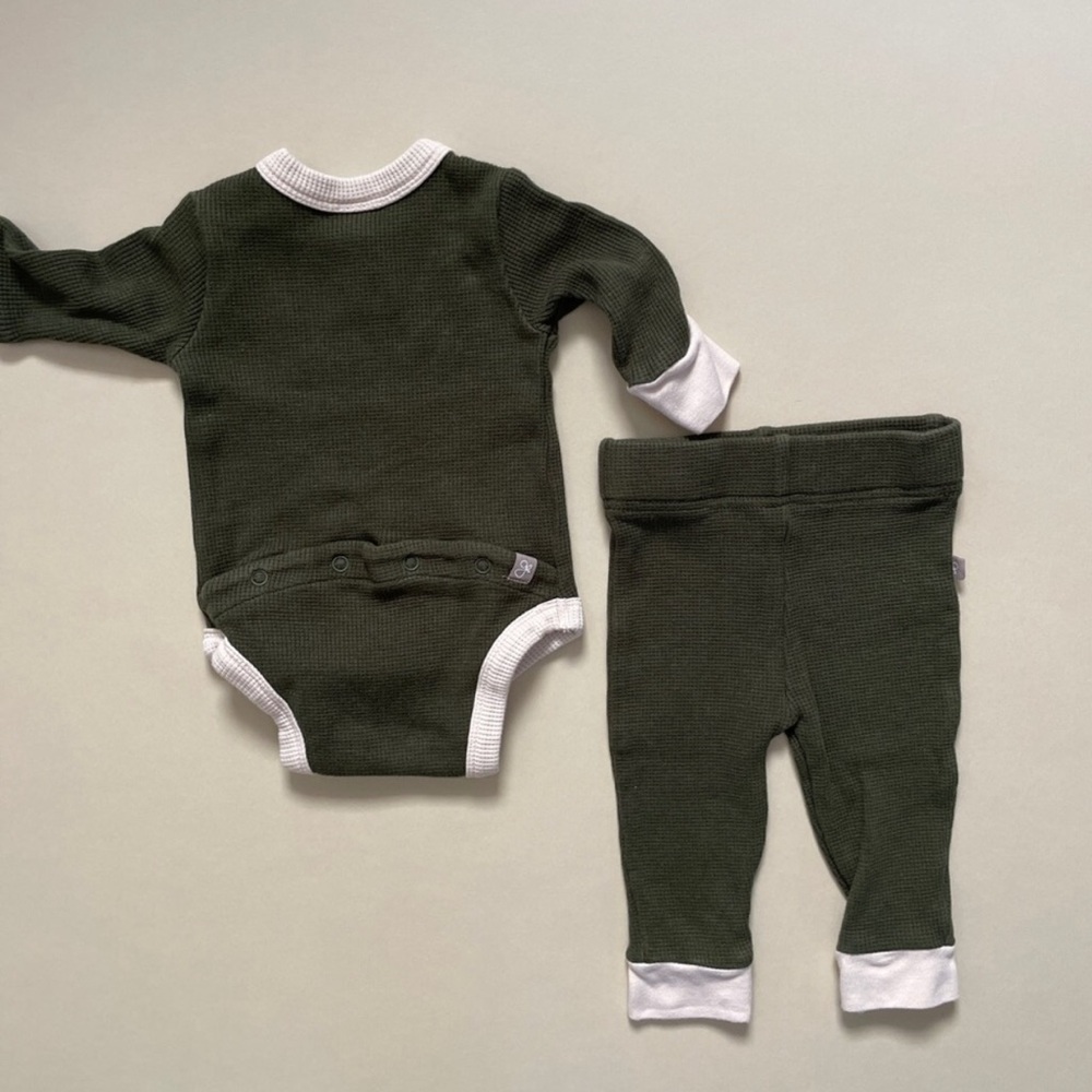 Goumi Bamboo Thermal Bodysuit and Pants Set - Pine - Size 6-12M - Picture 2 of 5